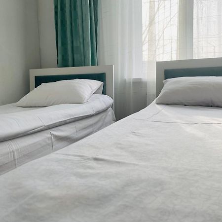 Karakol-Guest B&B 외부 사진