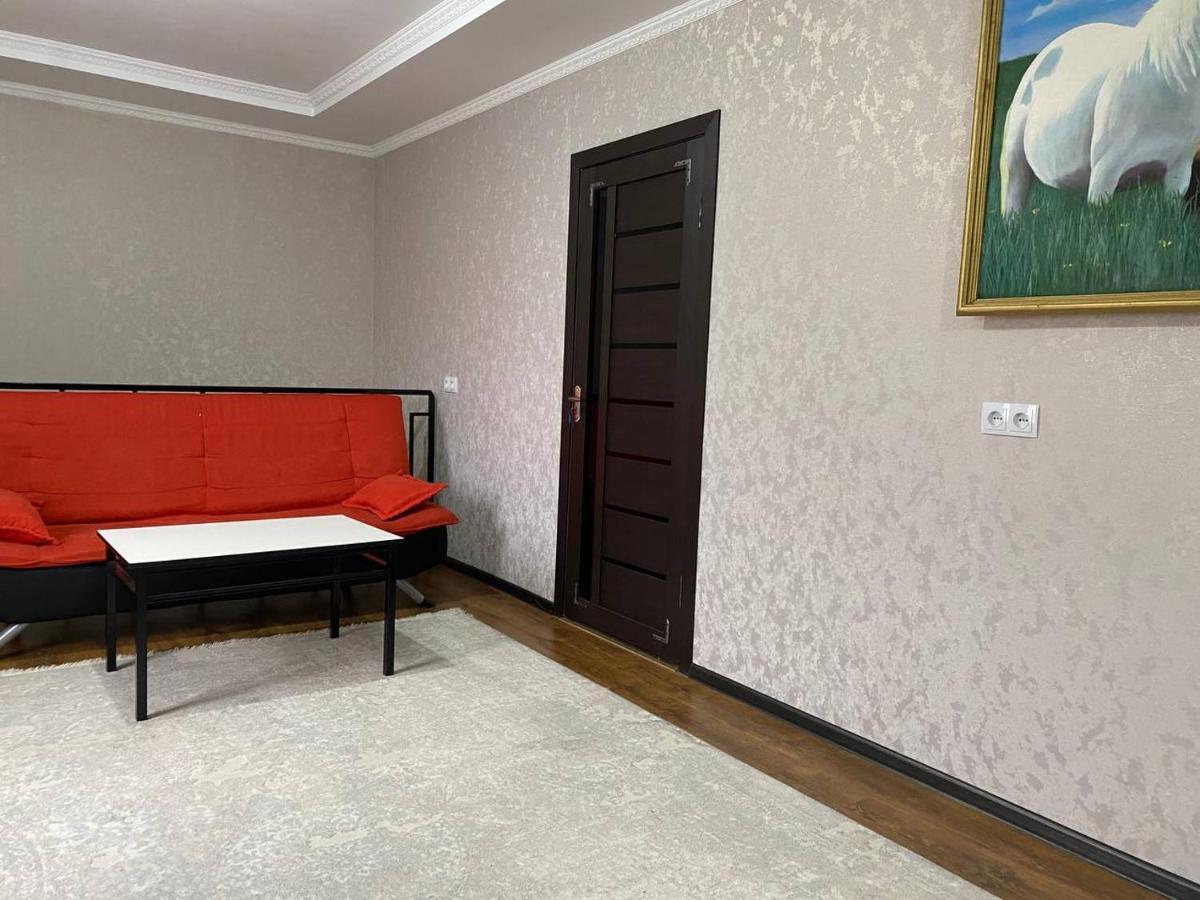 Karakol-Guest B&B 외부 사진