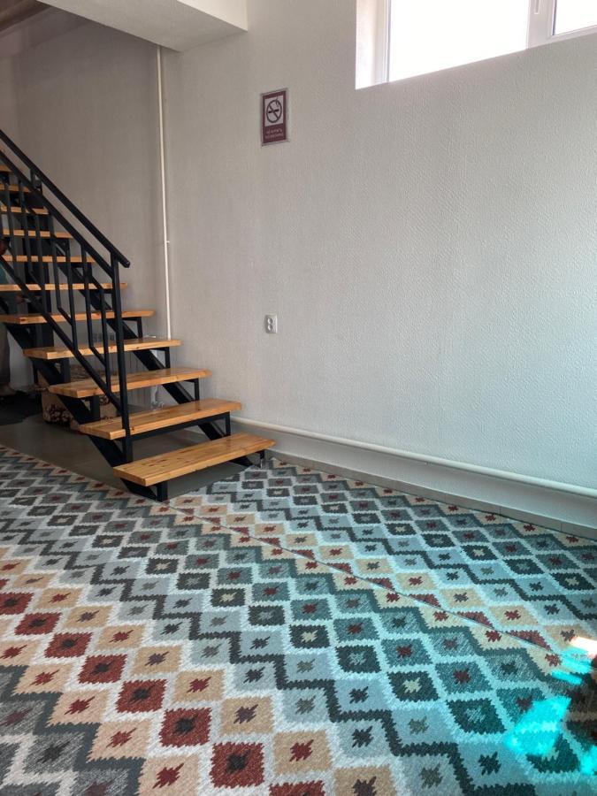 Karakol-Guest B&B 외부 사진