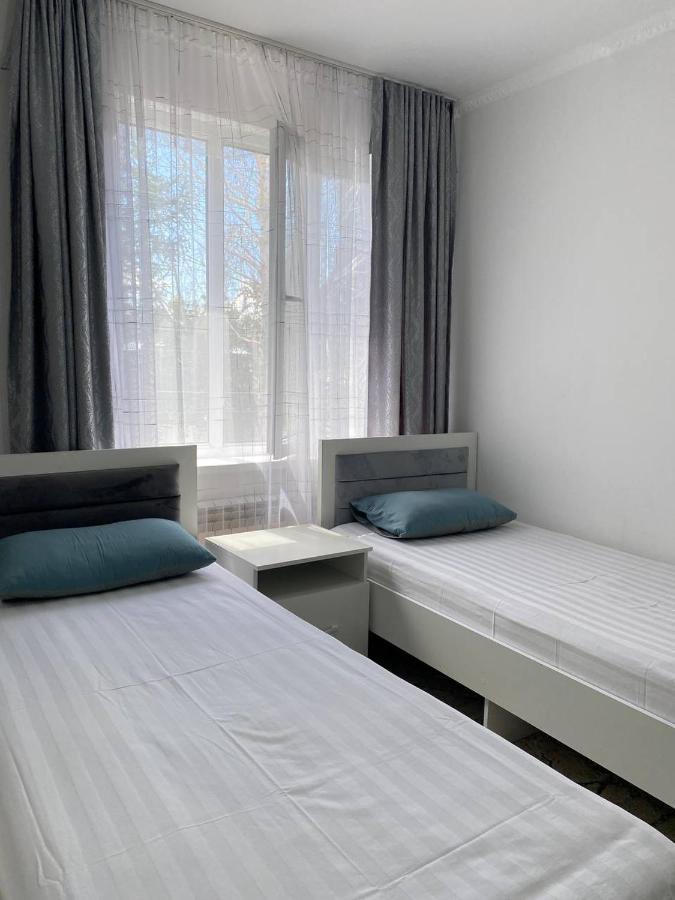 Karakol-Guest B&B 외부 사진