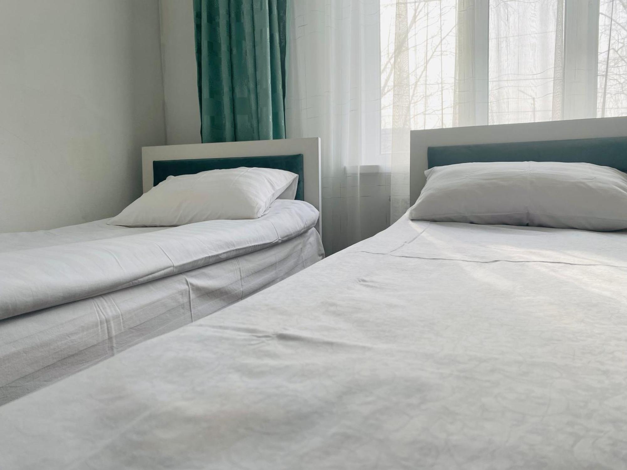 Karakol-Guest B&B 외부 사진